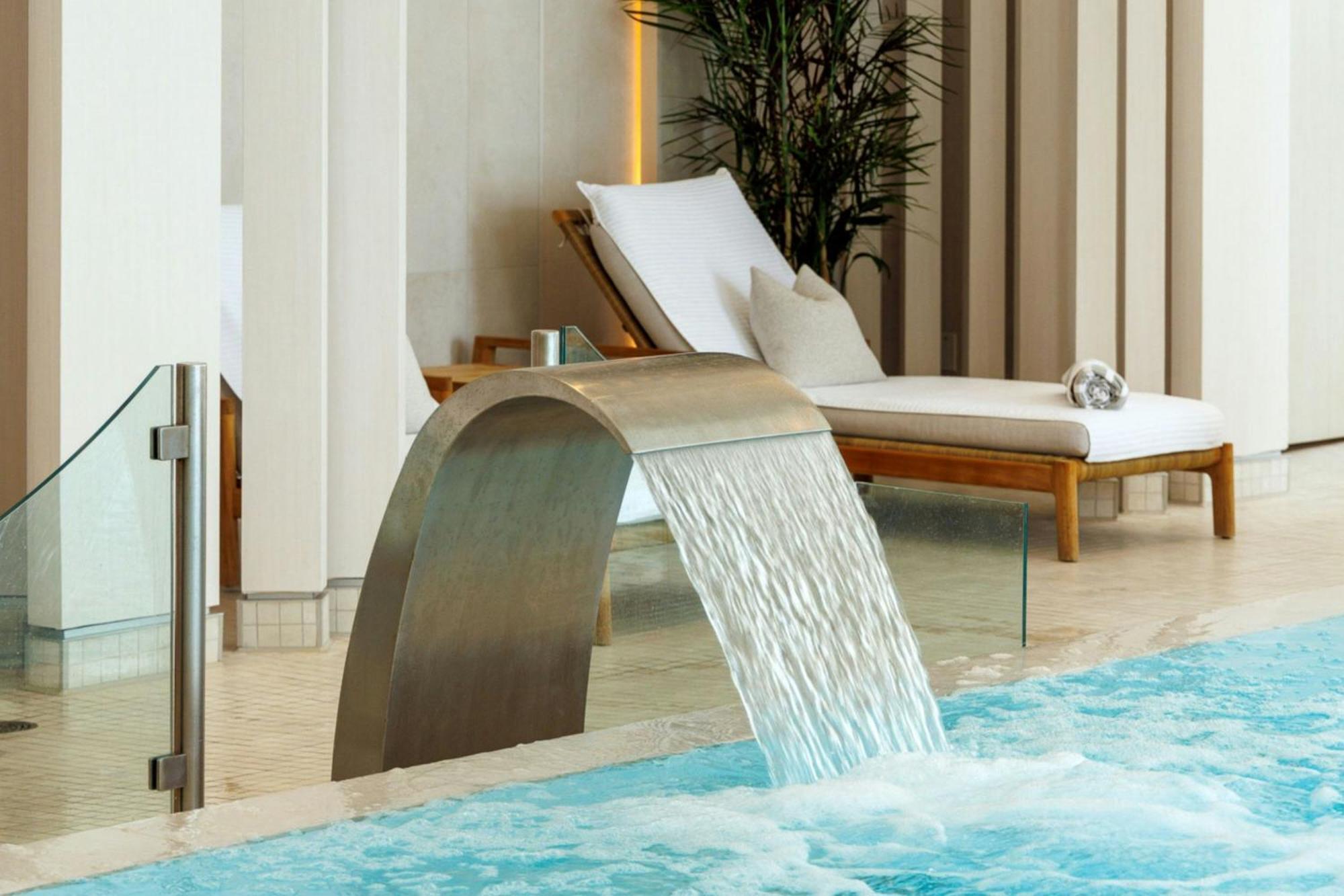 The Pearle Hotel & Spa, Autograph Collection Burlington Dış mekan fotoğraf